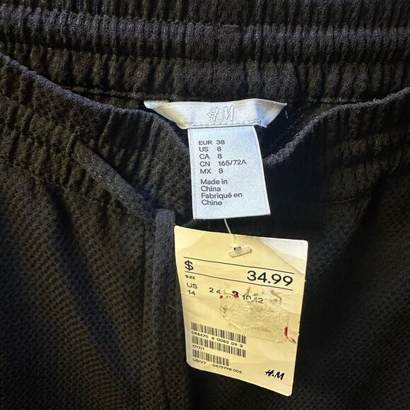 H&M Black Straight Pull On‎ Elastic Waist Pants Slacks Size 8 - Picture 4 of 4